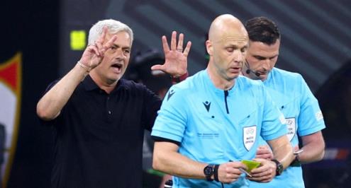 يغيب عن 6 مباريات.. إهانات "المشاغب" مورينيو للحكام تؤجل ظهوره مع روما